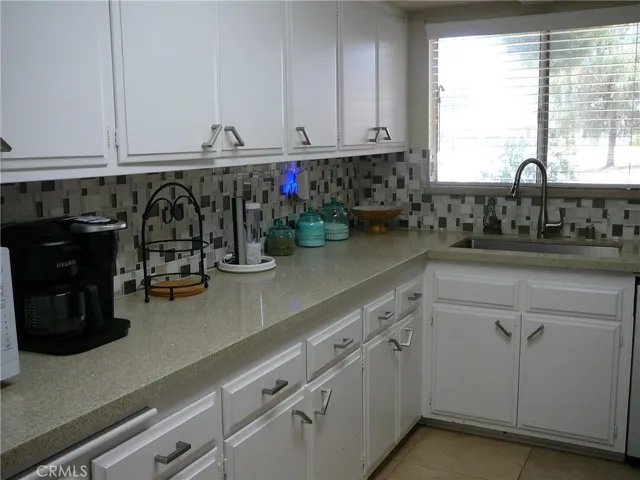 Bright Kitchen