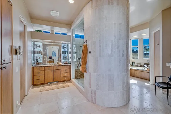 13 Green Turtle Road, Coronado, California 92118