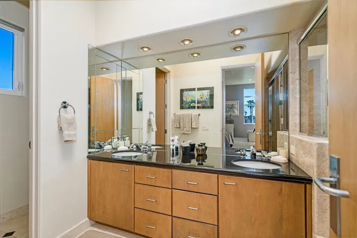 13 Green Turtle Road, Coronado, California 92118