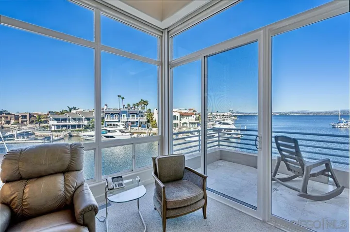 13 Green Turtle Road, Coronado, California 92118