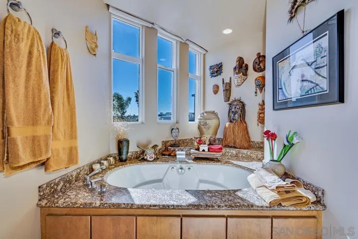 13 Green Turtle Road, Coronado, California 92118