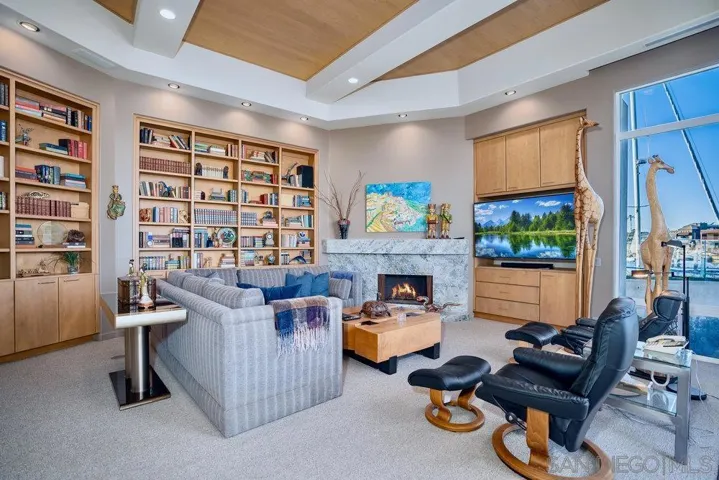 13 Green Turtle Road, Coronado, California 92118