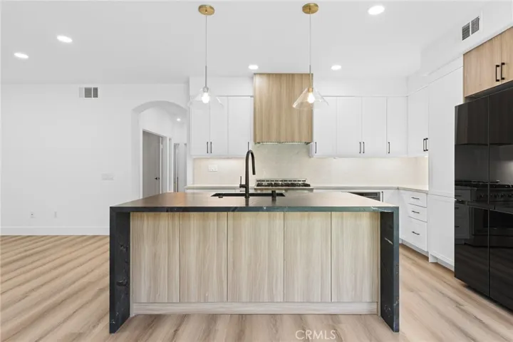 988 S Creekview Lane, Anaheim Hills, California 92808