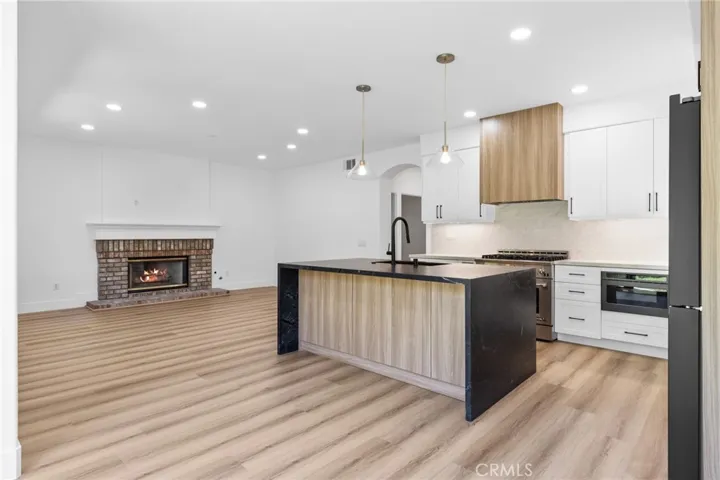 988 S Creekview Lane, Anaheim Hills, California 92808