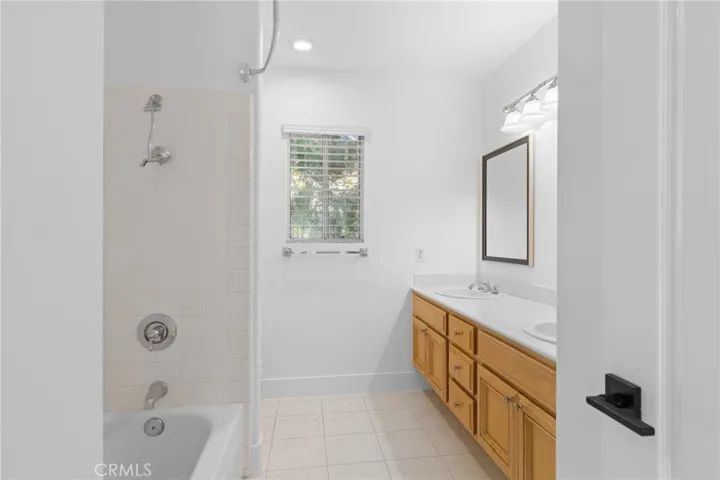 988 S Creekview Lane, Anaheim Hills, California 92808