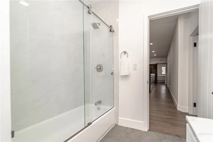 1428 Magnolia Avenue, Los Angeles, California 90006