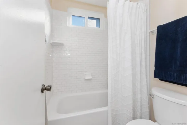 6776 Lambert Way, San Diego, California 92115