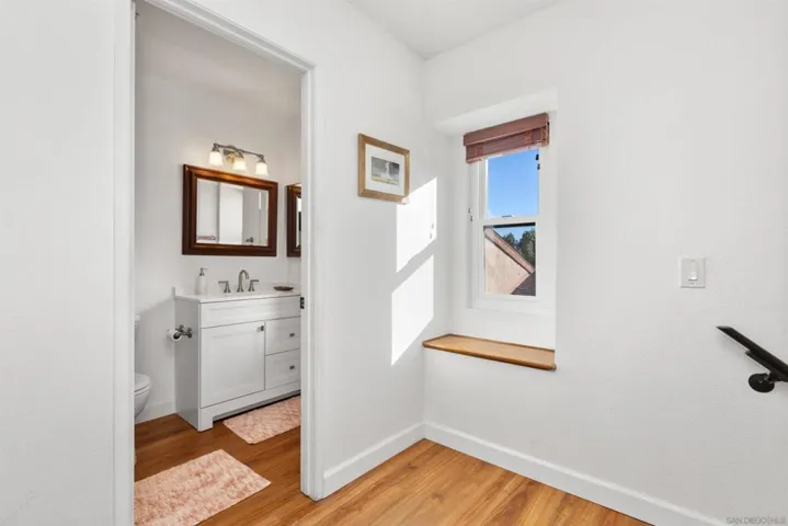 6776 Lambert Way, San Diego, California 92115