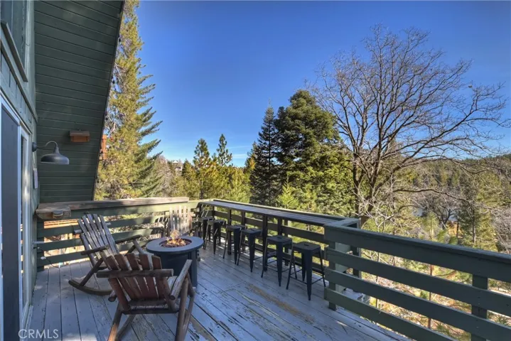 WOW, WOW, WOW!  Look at those VIEWS!!