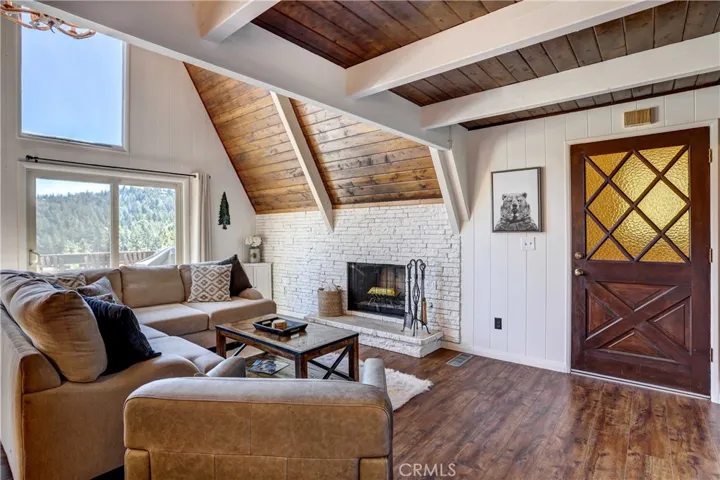 591 San Benito Lane, Lake Arrowhead, California 92352