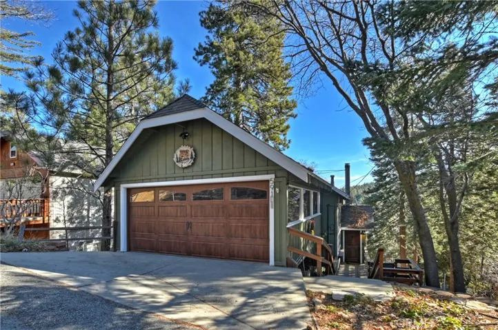 Lovely 2-car Garage Provides Level Entry