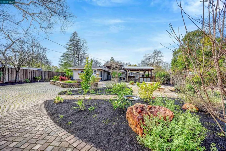 214 Powell Ave, Pleasant Hill, California 94523
