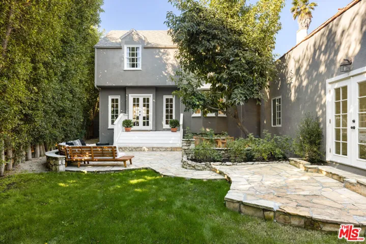 1056 S Mansfield Avenue, Los Angeles, California 90019