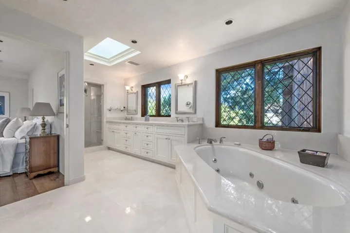2158 Clayton Drive, Menlo Park, California 94025