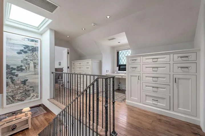 2158 Clayton Drive, Menlo Park, California 94025