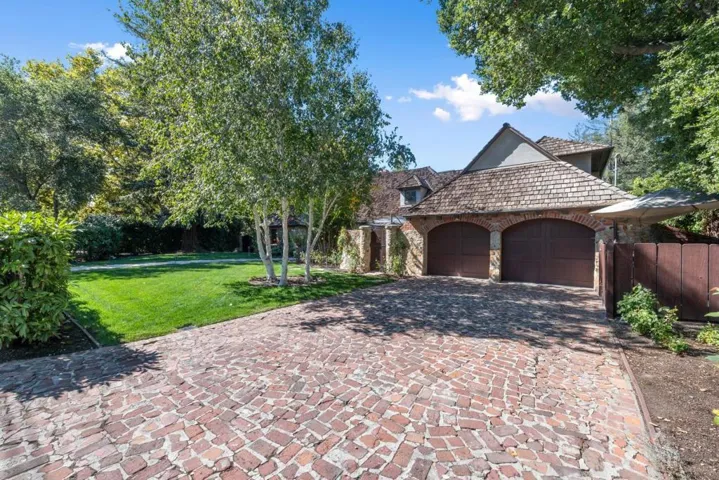 2158 Clayton Drive, Menlo Park, California 94025