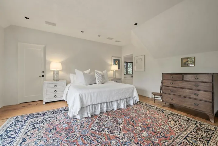 2158 Clayton Drive, Menlo Park, California 94025