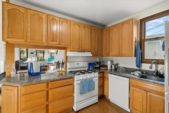 412 Leland Avenue, Palo Alto, California 94306