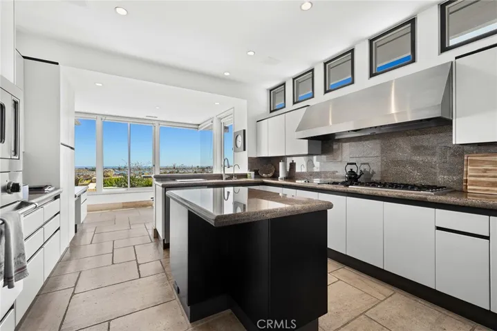 1535 Dolphin, Corona del Mar, California 92625