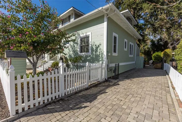 1208 Pismo Street, San Luis Obispo, California 93401