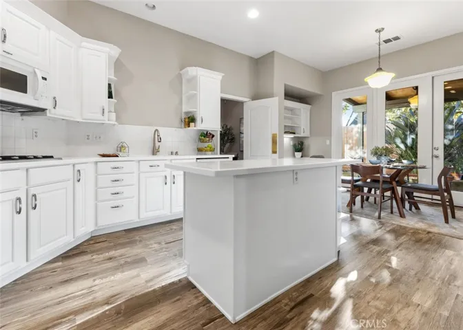 5435 W Buena Vista Avenue, Visalia, California 93291