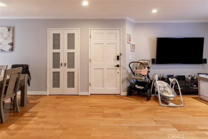 346 W Wilson Avenue, Glendale, California 91203