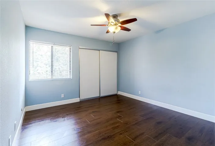 10022 Reseda Boulevard 23, Northridge, California 91324