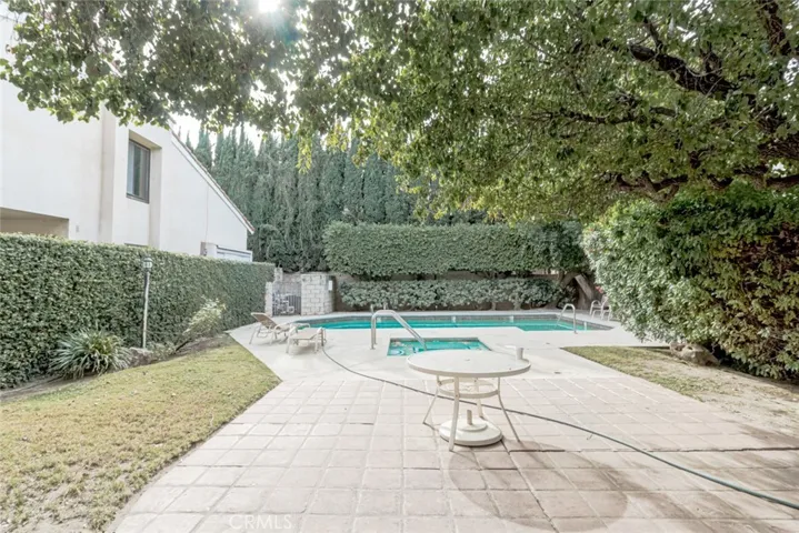 10022 Reseda Boulevard 23, Northridge, California 91324