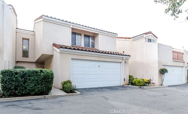10022 Reseda Boulevard 23, Northridge, California 91324