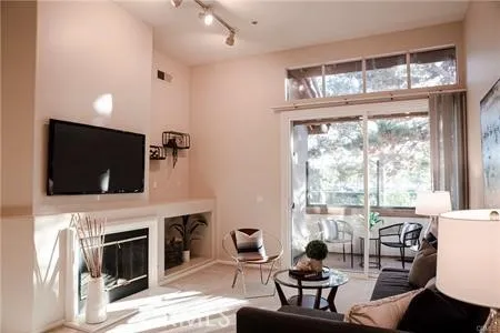 901 Solvay Aisle, Irvine, California 92606