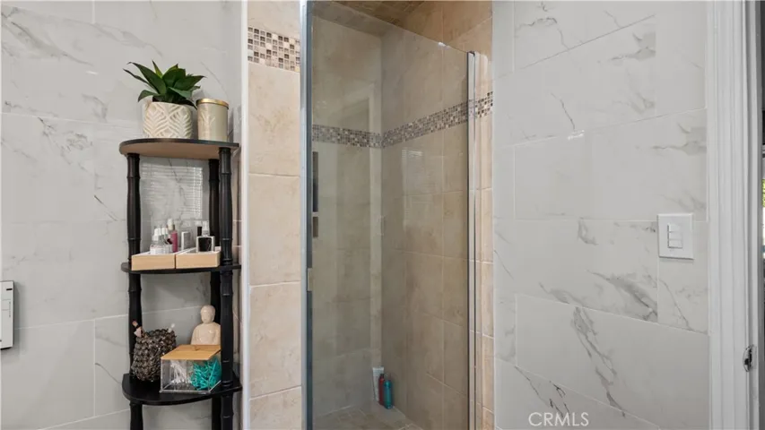 9752 Laramie Avenue, Chatsworth, California 91311