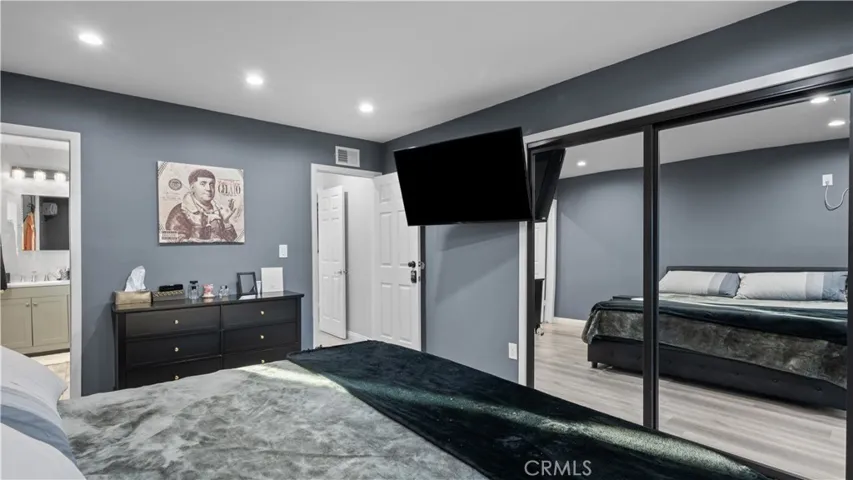 9752 Laramie Avenue, Chatsworth, California 91311
