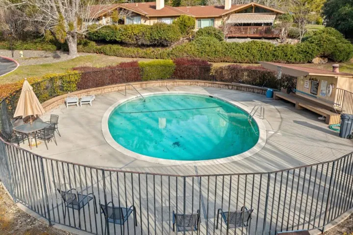 109 E Hilton Drive, Boulder Creek, California 95006