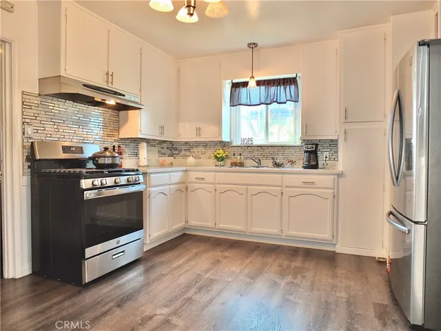 3905 Palm Avenue, Lynwood, California 90262