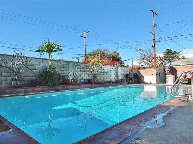 3905 Palm Avenue, Lynwood, California 90262
