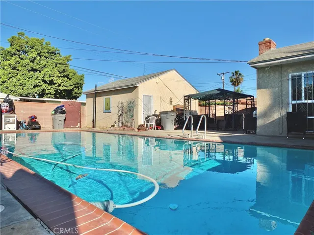 3905 Palm Avenue, Lynwood, California 90262
