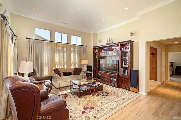 72 Thornhurst, Irvine, California 92620