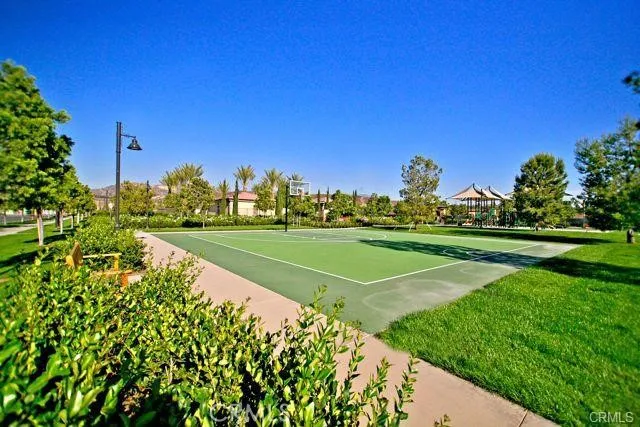 72 Thornhurst, Irvine, California 92620