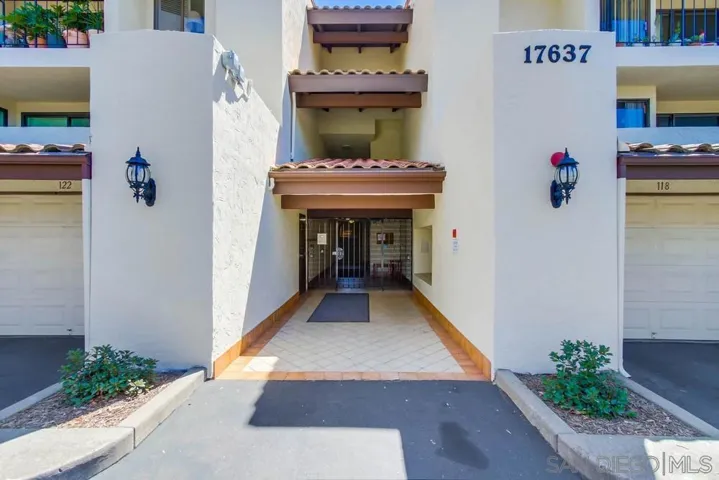 17637 Pomerado Rd Unit 123, San Diego, California 92128