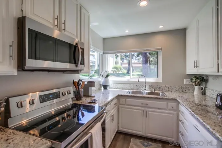 17637 Pomerado Rd Unit 123, San Diego, California 92128
