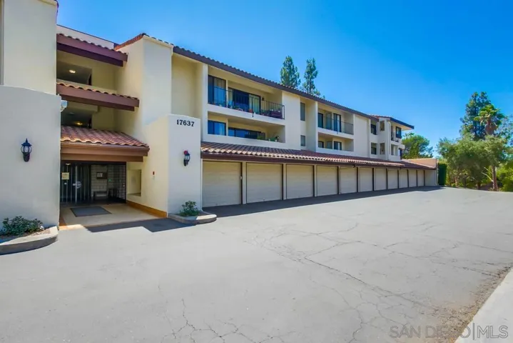17637 Pomerado Rd Unit 123, San Diego, California 92128