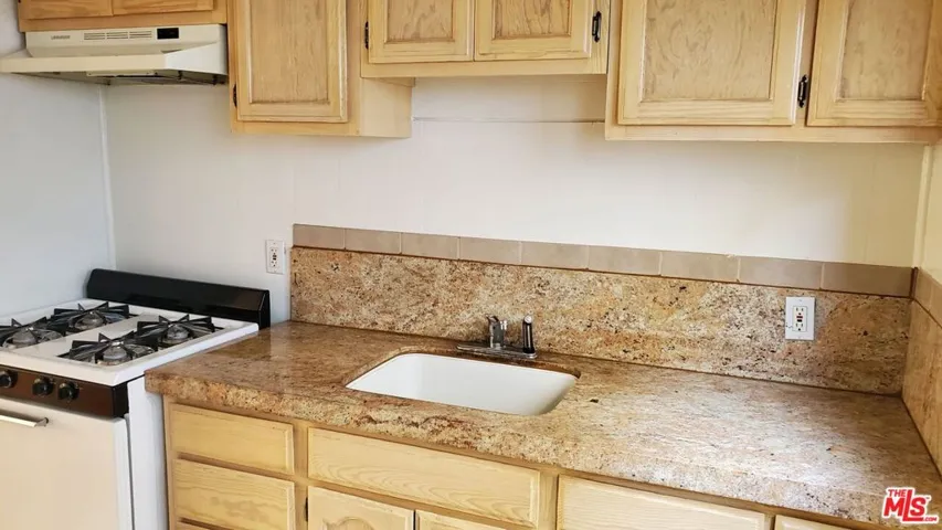 Kitchen Counter