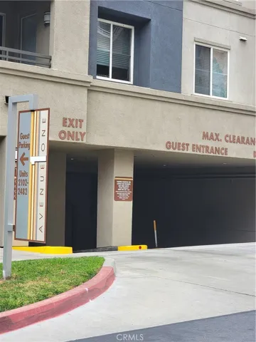 2423 Scholarship, Irvine, California 92612