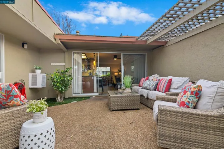 1300 Skycrest Dr 3, Walnut Creek, California 94595