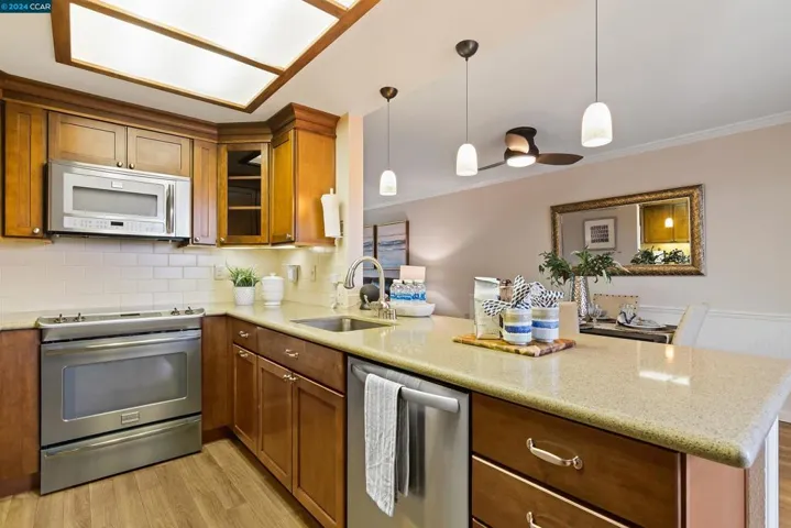 1300 Skycrest Dr 3, Walnut Creek, California 94595