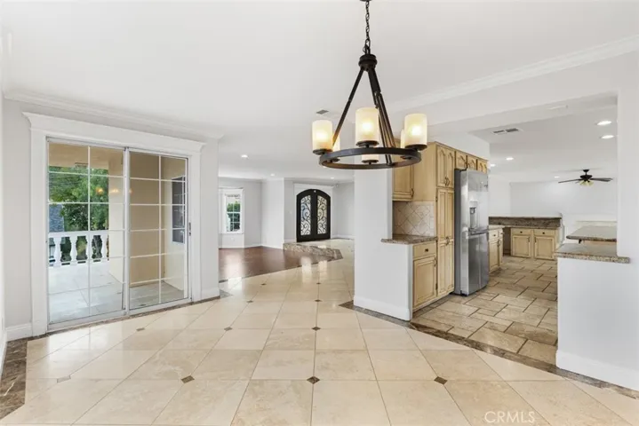 3561 Gladiola Drive, Calabasas, California 91302