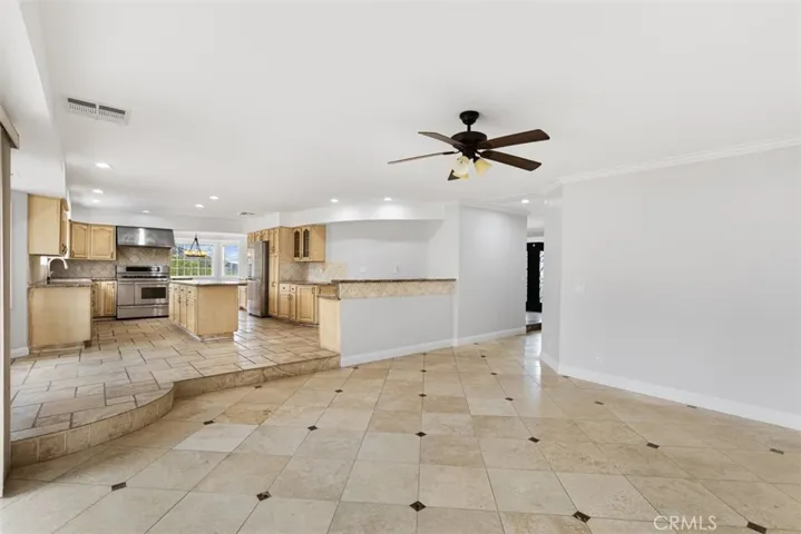 3561 Gladiola Drive, Calabasas, California 91302