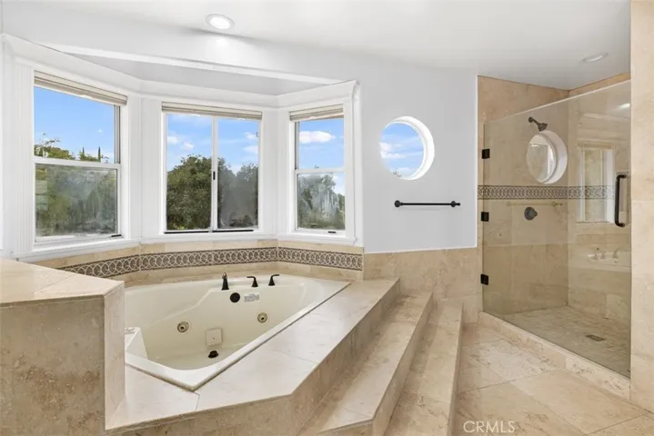 3561 Gladiola Drive, Calabasas, California 91302