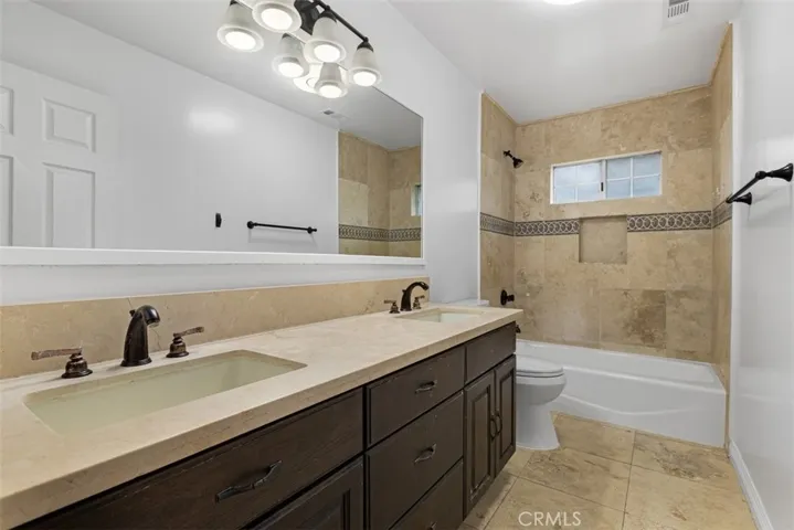 3561 Gladiola Drive, Calabasas, California 91302