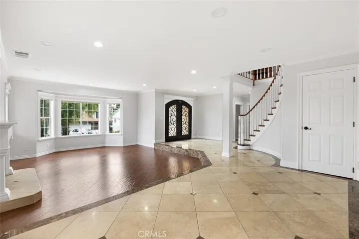 3561 Gladiola Drive, Calabasas, California 91302
